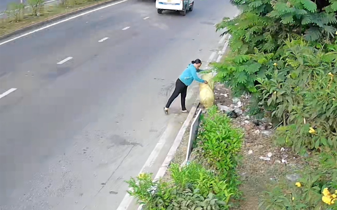 TPHCM tăng cường "phạt nguội" hành vi xả rác bừa bãi