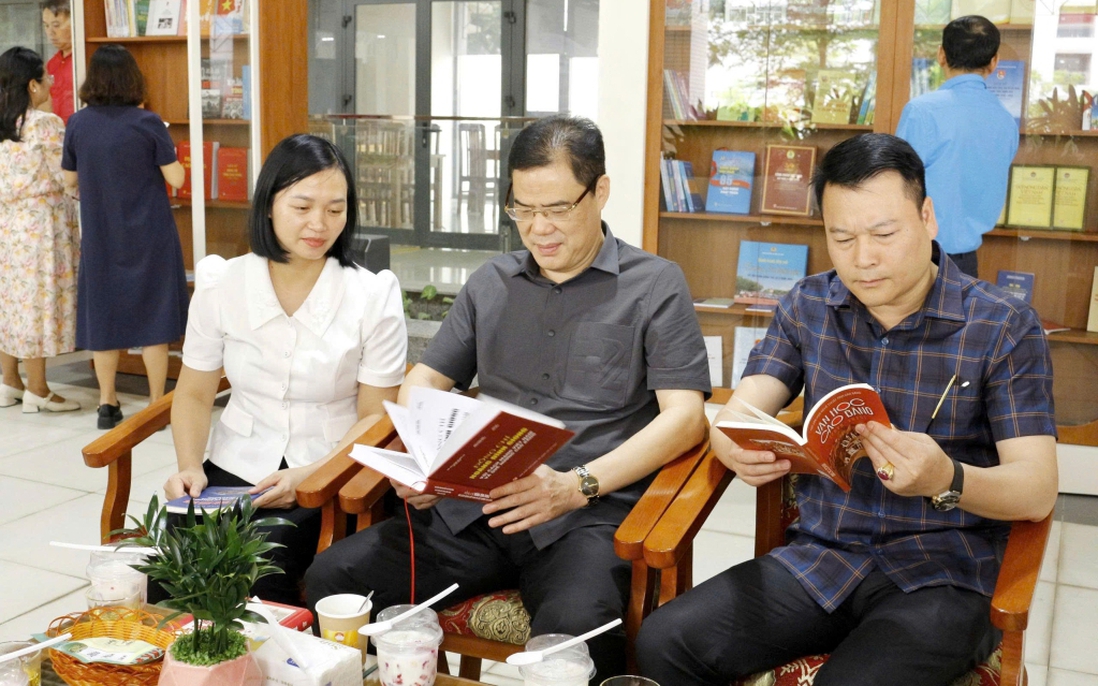 Khai trương "Không gian văn hóa đọc" tại Ủy ban MTTQ Việt Nam tỉnh Cao Bằng