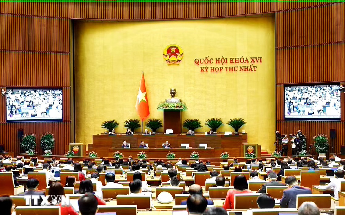 Hôm nay, Quốc hội tiếp tục bàn phát triển văn hoá, xử lý vi phạm pháp luật về đất đai