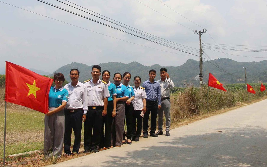 Hội LHPN Đặc khu Trường Sa với chương trình ý nghĩa "Ngọn cờ chủ quyền - kết nối vạn dặm yêu thương"