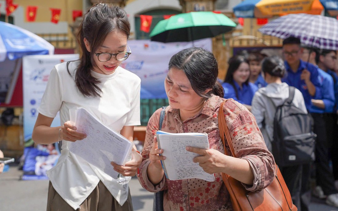 Hà Nội công bố tỷ lệ chọi thi vào lớp 10: Trường THPT Yên Hòa dẫn đầu với tỷ lệ 1 "chọi" 3,35