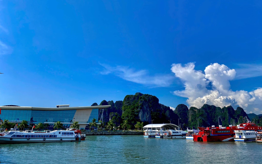 Quảng Ninh: Người dân địa phương được miễn, giảm vé khi đi tàu tại bến cảng Ao Tiên