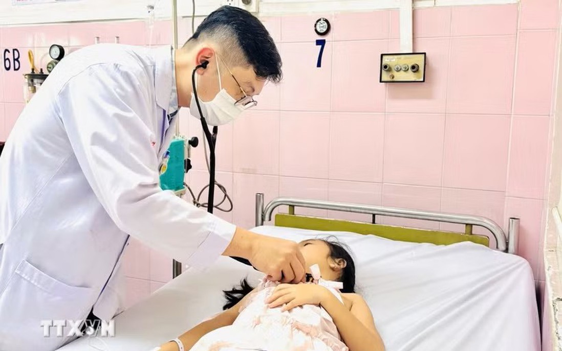Vụ nghi ngộ độc thực phẩm ở TPHCM: Phát hiện tác nhân Salmonella