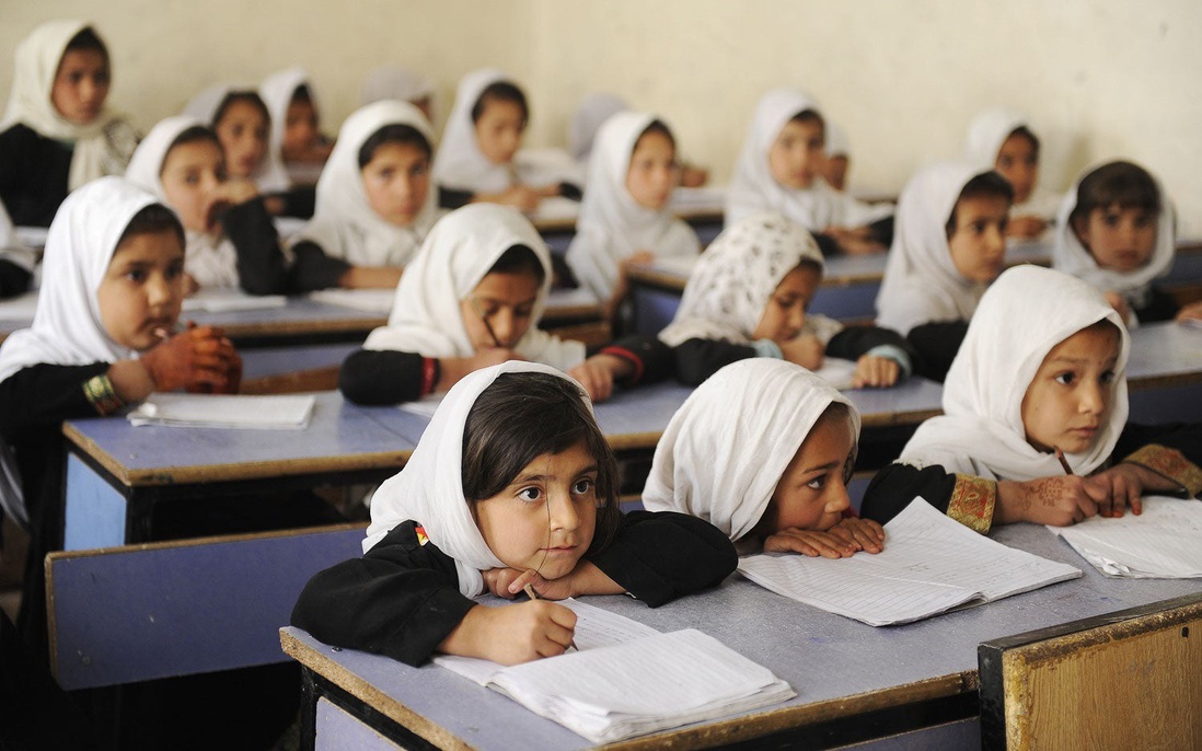 Hơn 1 triệu trẻ em gái Afghanistan bị tước quyền học tập