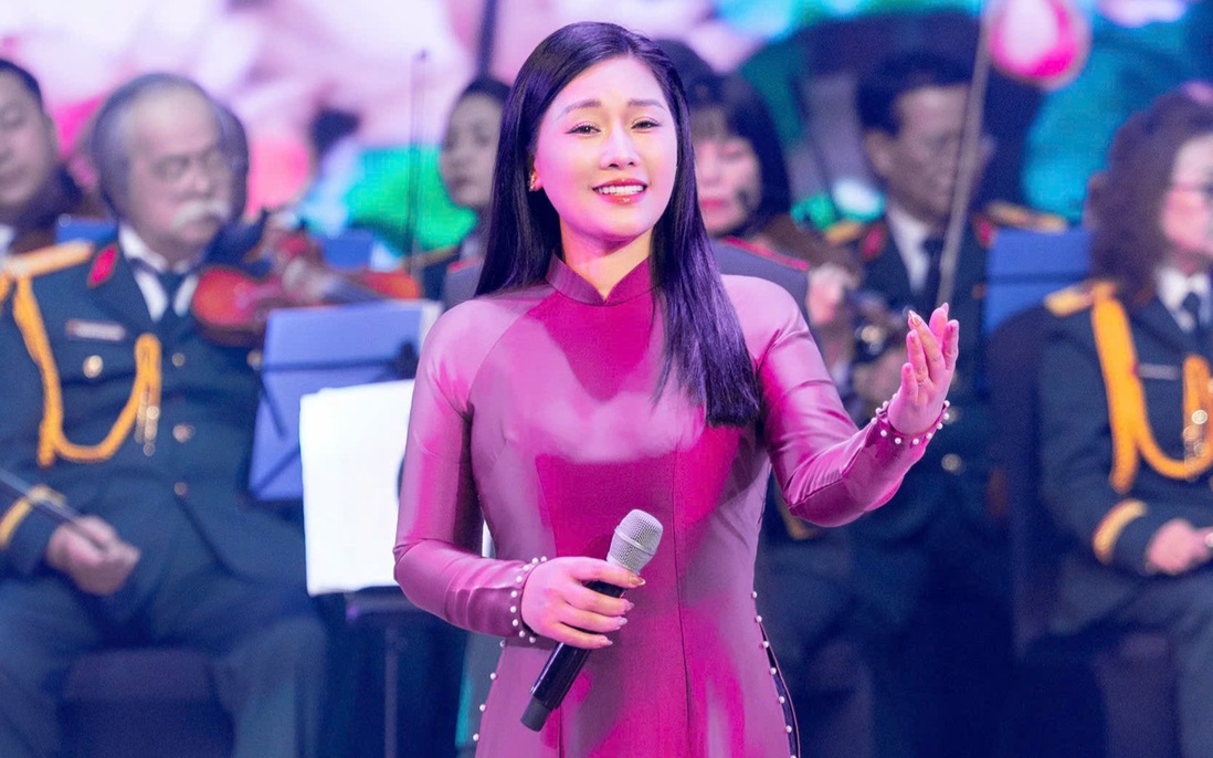 "Âm nhạc trong phát triển công nghiệp văn hóa"
