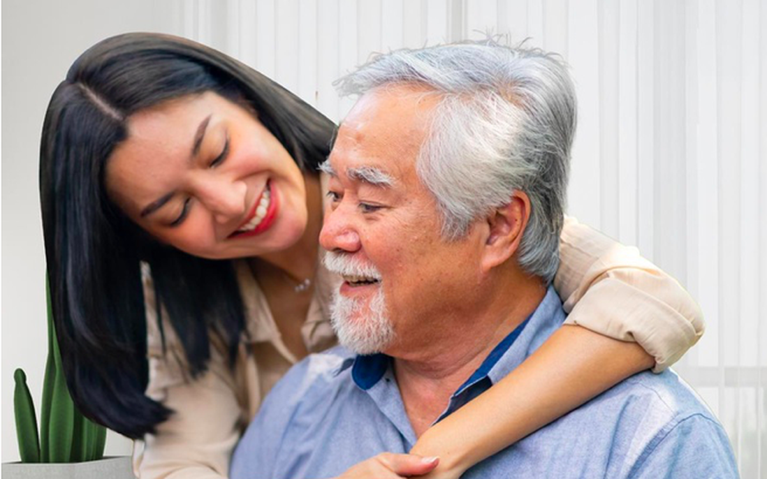 Cha và con gái không biết nói gì với nhau