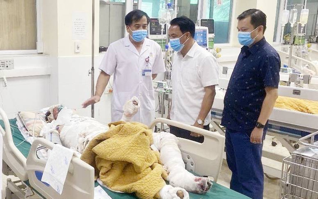 3 người dân bị bỏng nặng khi tham gia chữa cháy rừng