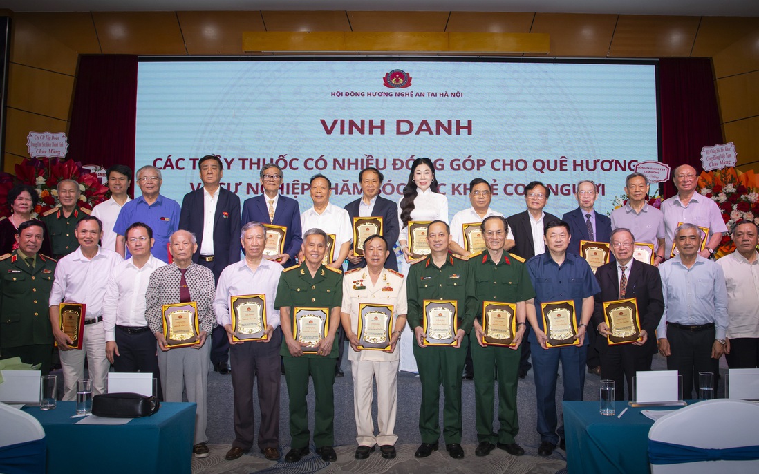 Thầy thuốc Nghệ An hội tụ, chung tay chăm sóc sức khỏe nhân dân