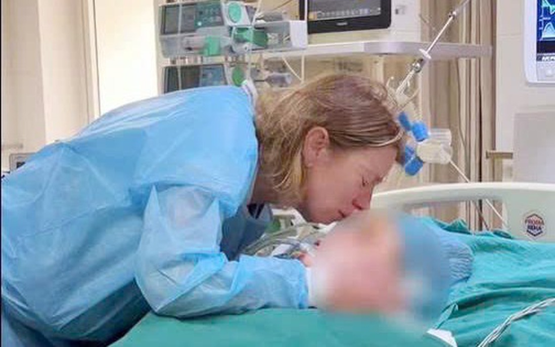 Cô gái Anh 19 tuổi qua đời, gia đình hiến tạng cứu 3 bệnh nhân Việt Nam