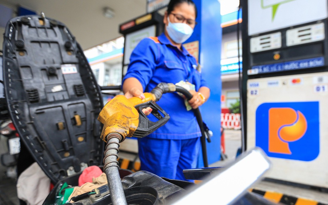 Giá xăng dầu trong nước đồng loạt giảm từ 15 giờ 30 chiều 8/4
