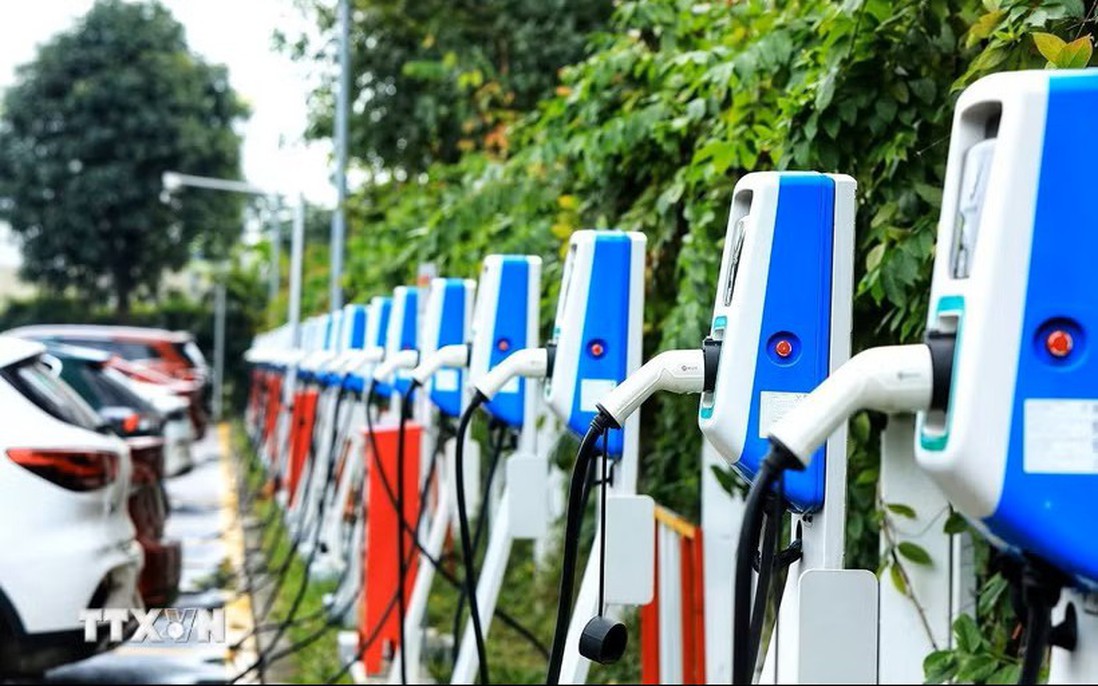 Dự kiến bổ sung 3 nhóm quy chuẩn chung cư liên quan đến trạm sạc xe điện