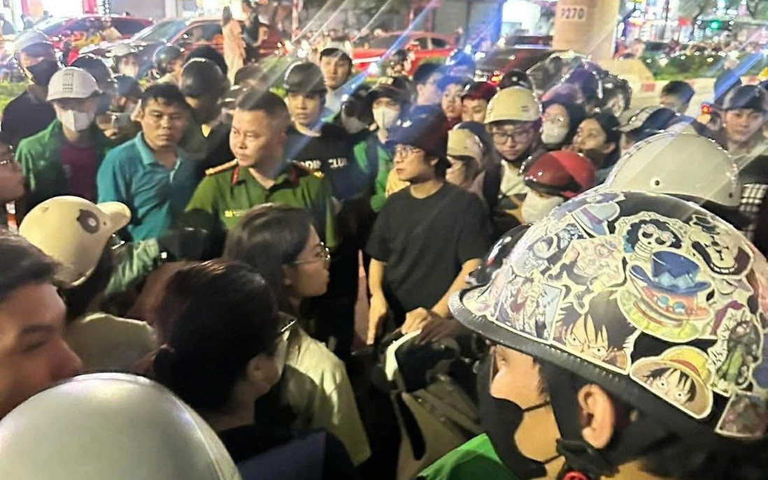 Hà Nội: Nữ tài xế Grab bị hành hung trên phố Xuân Thủy