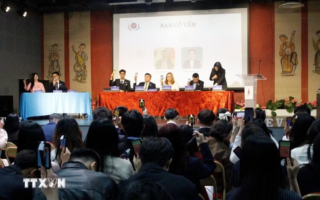Vietnamese youth in Europe strengthen ties, expand network