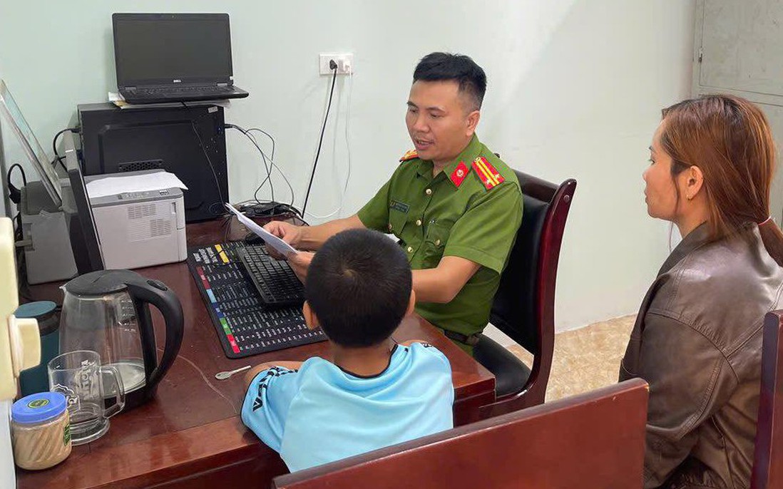 Bé trai lớp 6 đầy vết bầm tím ở Nghệ An: Nghi bị mẹ kế bạo hành nhiều lần