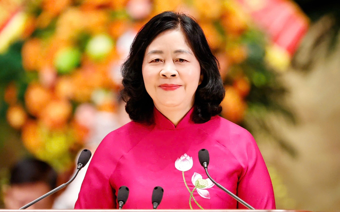 Bà Bùi Thị Minh Hoài giữ chức Chủ tịch Ủy ban Trung ương Mặt trận Tổ quốc Việt Nam khóa XI