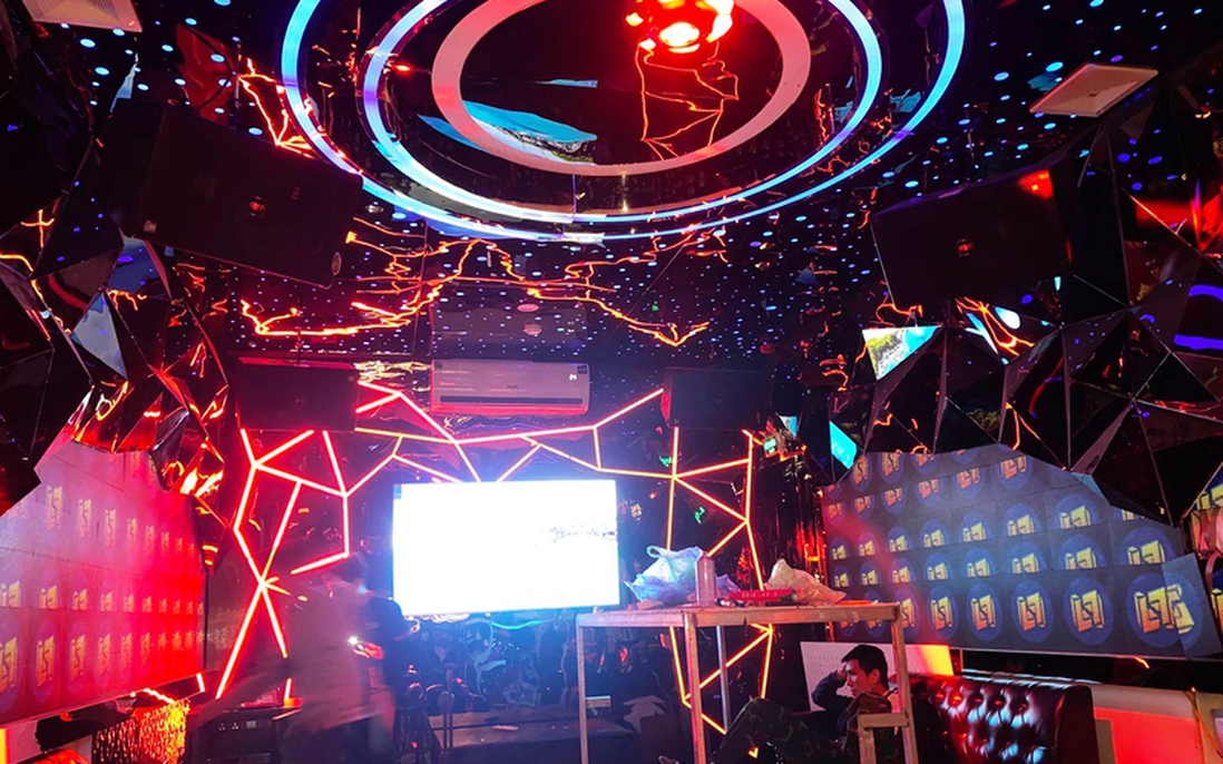 Quảng Ninh: Các cơ sở karaoke, bar, pub ký cam kết "5 không"