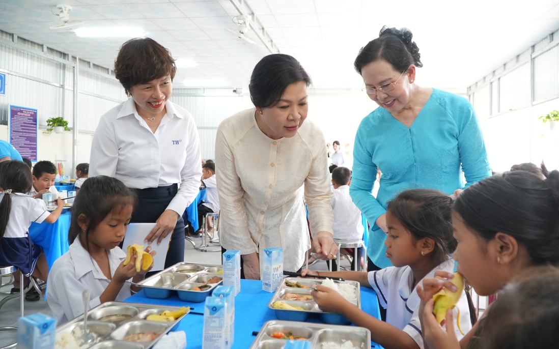 Những bữa ăn học đường góp phần vun đắp tương lai