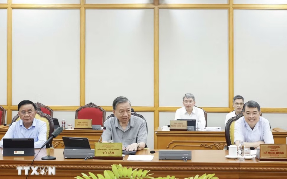 Bộ Chính trị cho ý kiến hoàn thiện thể chế vượt trội, tạo động lực mới để TPHCM phát triển nhanh, bền vững