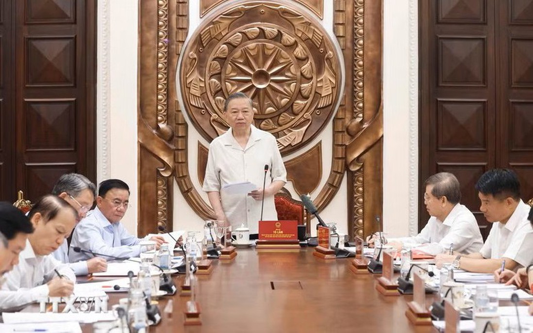 Hoàn thiện thể chế như một "chu trình sống"
