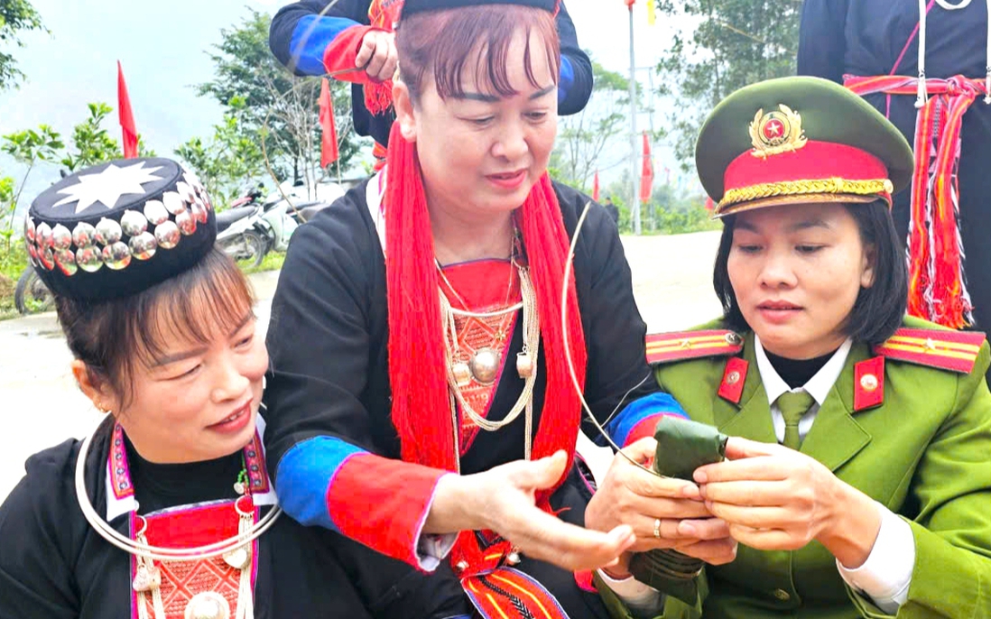 Gần dân nhất - dấu ấn tự hào của nữ chiến sĩ Công an cơ sở tiêu biểu