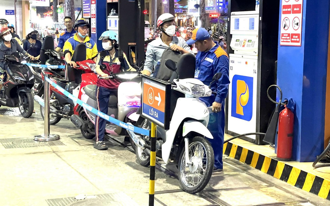 Lộ trình chỉ bán xăng sinh học E10: Những lưu ý dành cho xe xăng "đời cũ"