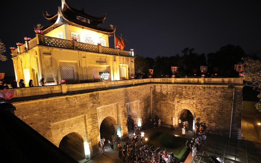 Đánh thức kinh tế đêm Thủ đô