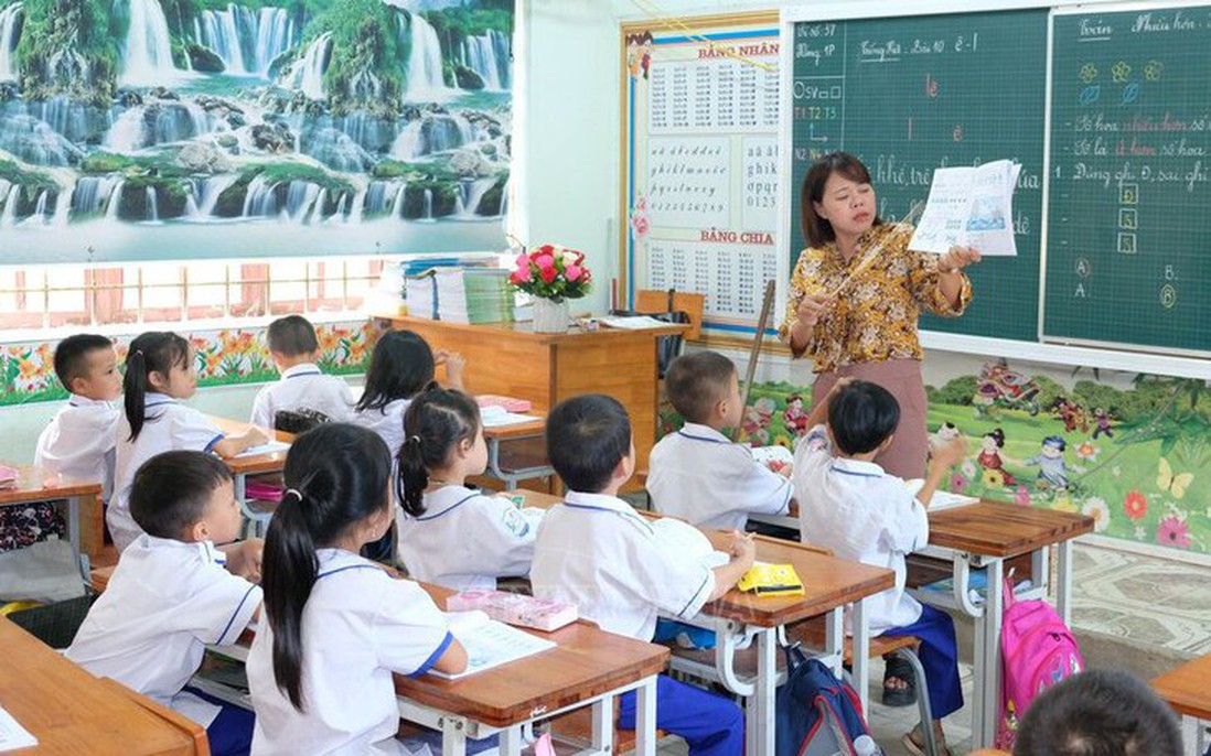 Nhà giáo được hưởng phụ cấp ưu đãi theo nghề từ 20-80%