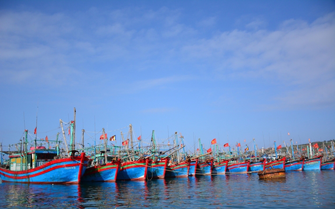 Cứu hộ thành công 9 người gặp nạn trên vùng biển Bạch Long Vĩ