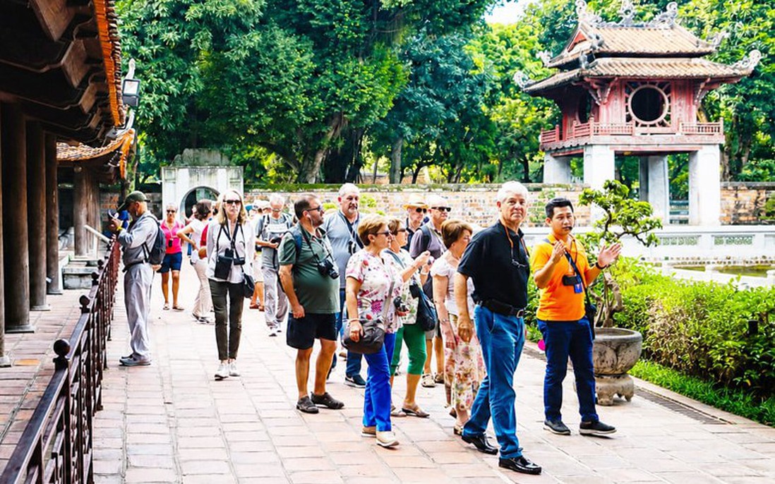Tăng cường công tác bảo vệ an ninh quốc gia, bảo đảm trật tự an toàn xã hội trong hoạt động du lịch