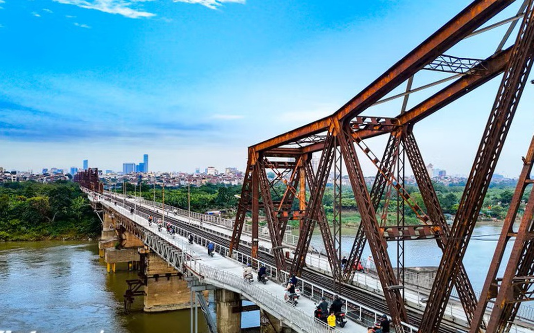 Hà Nội: Chính thức thông xe cây cầu hơn 120 năm tuổi sau 2 tháng sửa chữa