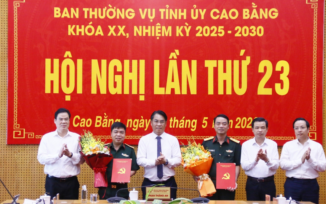 Công bố các quyết định của Ban Bí thư về công tác cán bộ tại Cao Bằng