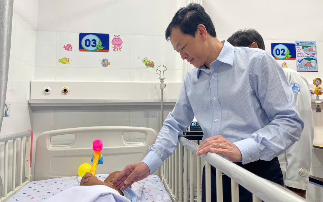 Thứ trưởng Bộ Y tế Nguyễn Tri Thức: Đừng để trẻ bị bạo hành rồi mới vào cuộc