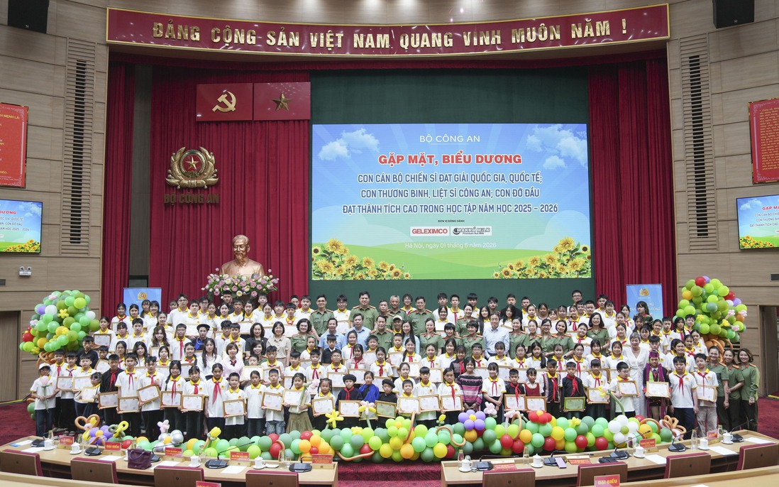 Bộ Công an gặp mặt, biểu dương 150 con cán bộ, chiến sĩ, thương binh, liệt sĩ, con đỡ đầu