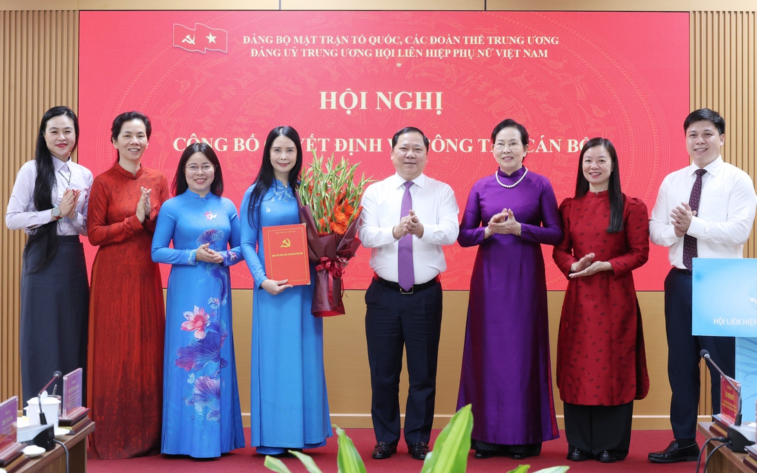 Đồng chí Trần Lan Phương giữ chức Phó Bí thư Thường trực Đảng ủy Trung ương Hội LHPN Việt Nam