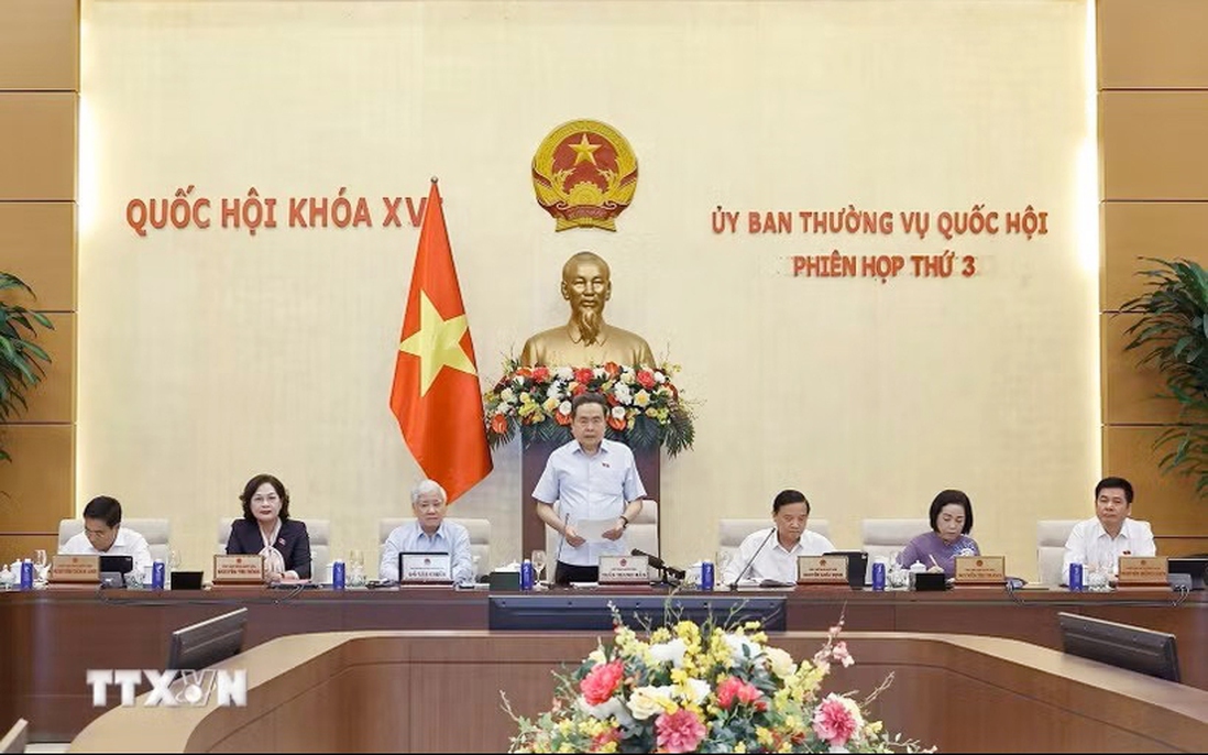 Khai mạc Phiên họp thứ 3 của Ủy ban Thường vụ Quốc hội