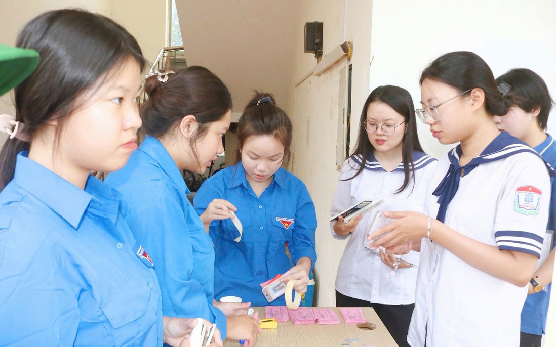 Hải Phòng: Gần 300 thí sinh vắng mặt trong môn thi đầu tiên tốt nghiệp THPT 2026
