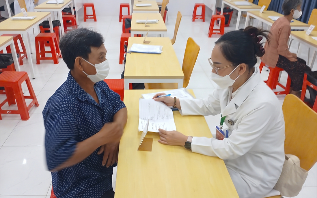 Vĩnh Long kiến nghị Trung ương "tiếp sức" chương trình y tế toàn dân