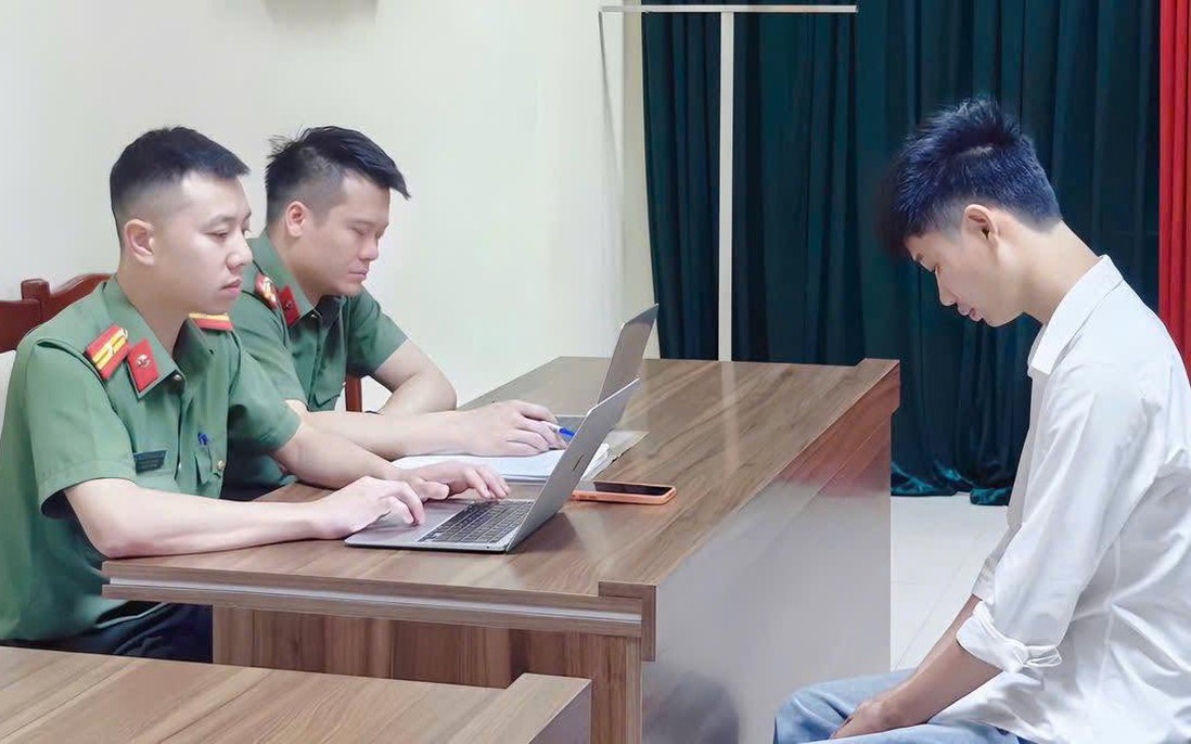 Tiktoker "Khuê ơi dậy đi" bị xử phạt vì phát ngôn chia rẽ vùng miền