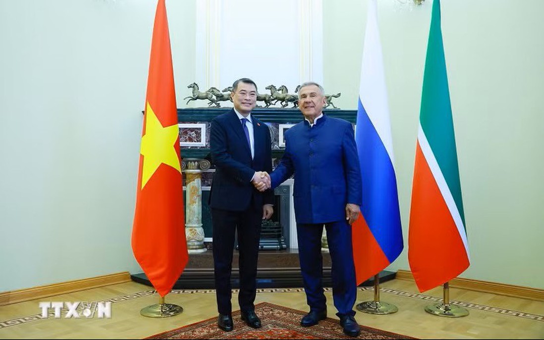 Thủ tướng Chính phủ Lê Minh Hưng gặp Người đứng đầu Cộng hòa Tatarstan
