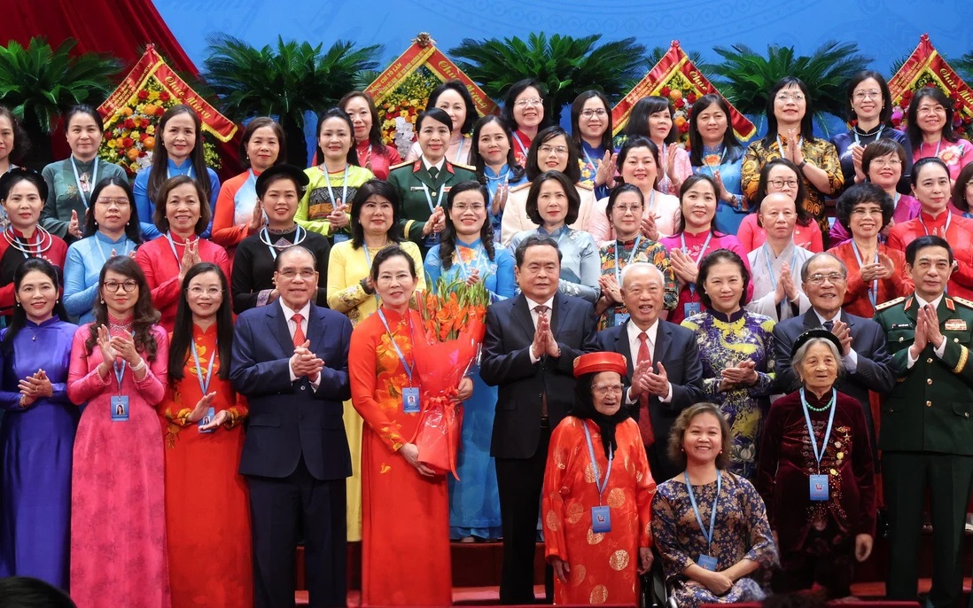 Ms. Le Thi Thuy re-elected as Chairwoman of the Vietnam Women's Union for the 14th Term