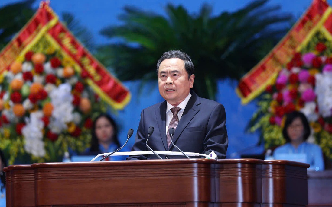Chủ tịch Quốc hội: "Phụ nữ không chỉ tham gia mà phải kiến tạo tương lai đất nước"
