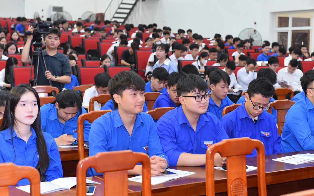 Trang bị kỹ năng chăm sóc sức khỏe chủ động cho thanh niên Hưng Yên