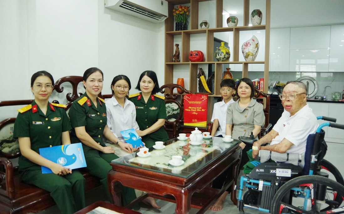 Tiếp thêm niềm tin cho con gái người thương binh đặc công