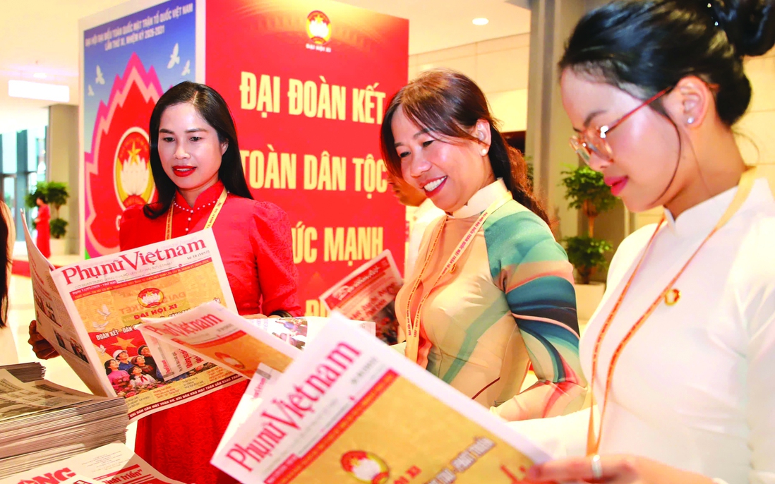 Báo chí - Từ "người đưa tin" đến "người kiến tạo niềm tin"
