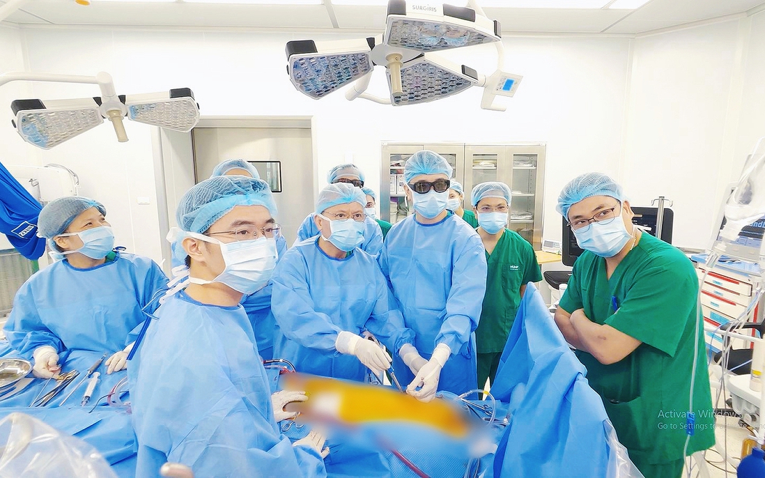 Kỳ tích vá tim bằng công nghệ nội soi trong lồng ngực cô gái 23 tuổi