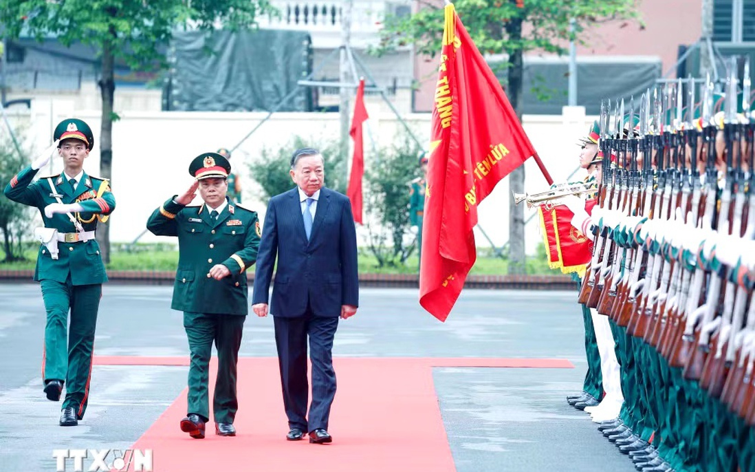 Tổng Bí thư, Chủ tịch nước: Xây dựng thế trận Pháo binh-Tên lửa trong nền quốc phòng toàn dân