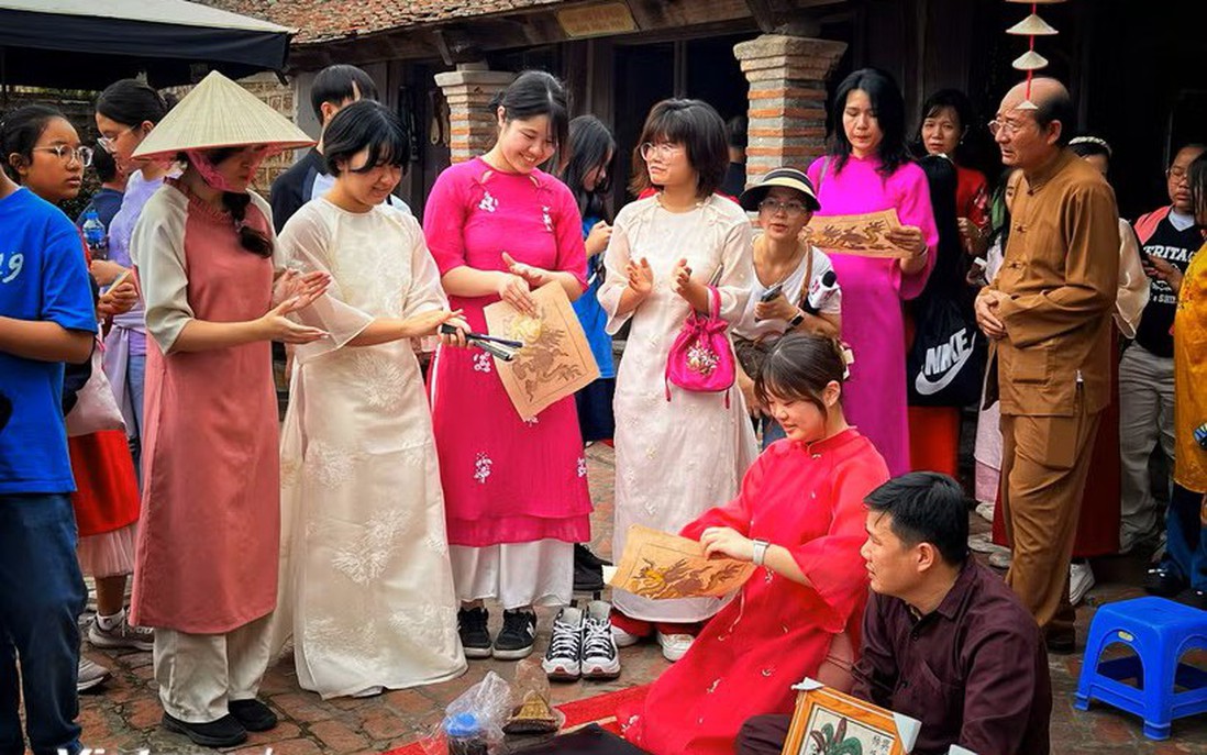 Vì sao du lịch Việt Nam là "điểm sáng" giữa "bức tranh" ảm đạm của châu Á ?