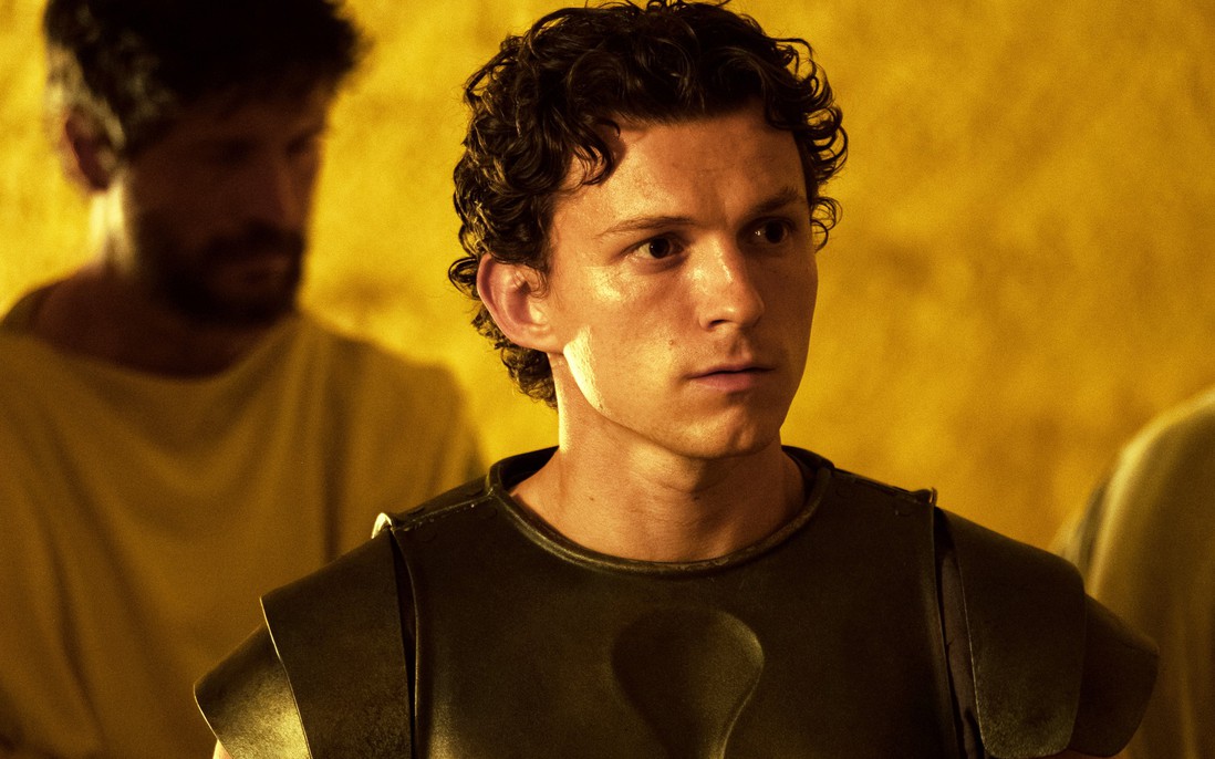 "Người Nhện" Tom Holland chinh phục đạo diễn khó tính Christopher Nolan