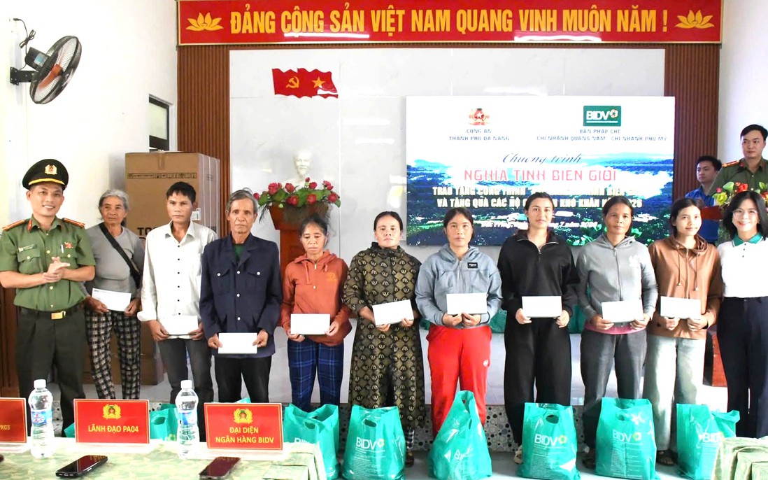"Nghĩa tình biên giới": Hoạt động thiết thực của Công an Đà Nẵng với người dân vùng cao