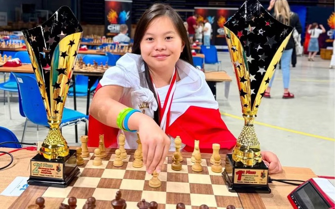 Kỳ thủ gốc Việt Lily Nguyễn Đoàn Bảo Anh Angelina giành chức vô địch châu Âu U12